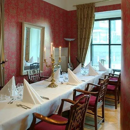 Seurahuone Hotel 4*